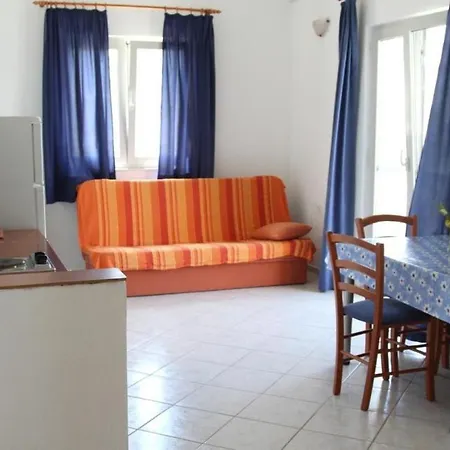 In With Sea View, Balcony, Air Conditioning, Wifi 5150-3 Lejlighed *