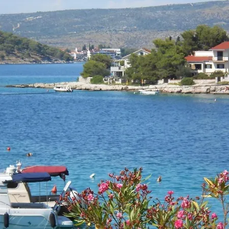 In With Sea View, Balcony, Air Conditioning, Wifi 5150-3 Lejlighed Ražanj