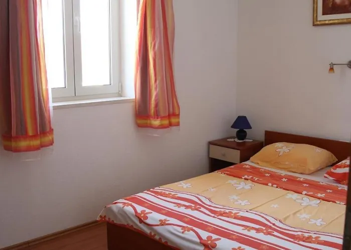 Apartmán In With Sea View, Balcony, Air Conditioning, Wifi 5150-3 Ražanj