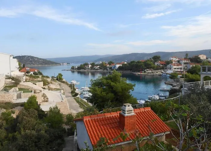 Apartmán In With Sea View, Balcony, Air Conditioning, Wifi 5150-3 Ražanj